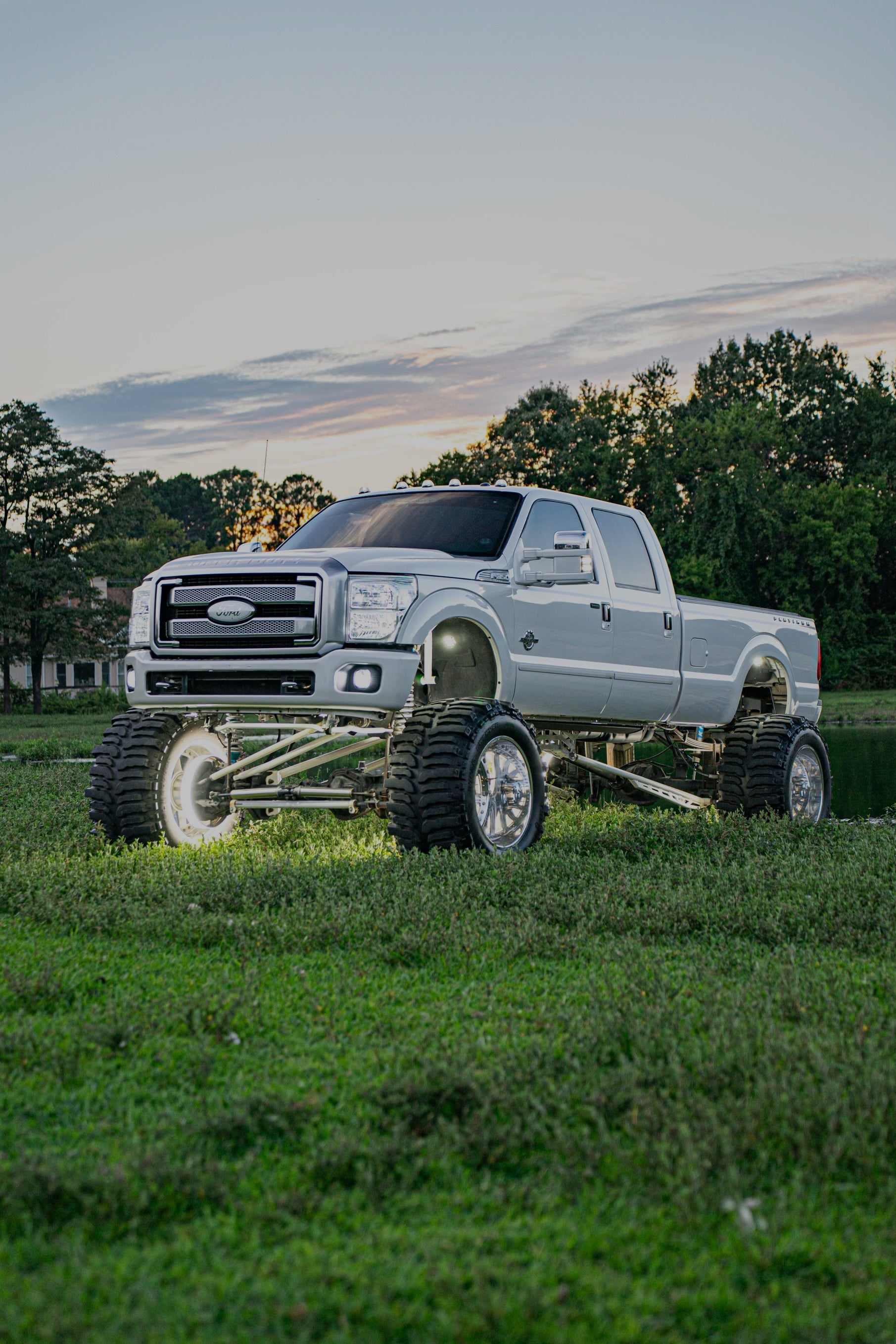 UNDERBODY LIGHTING
