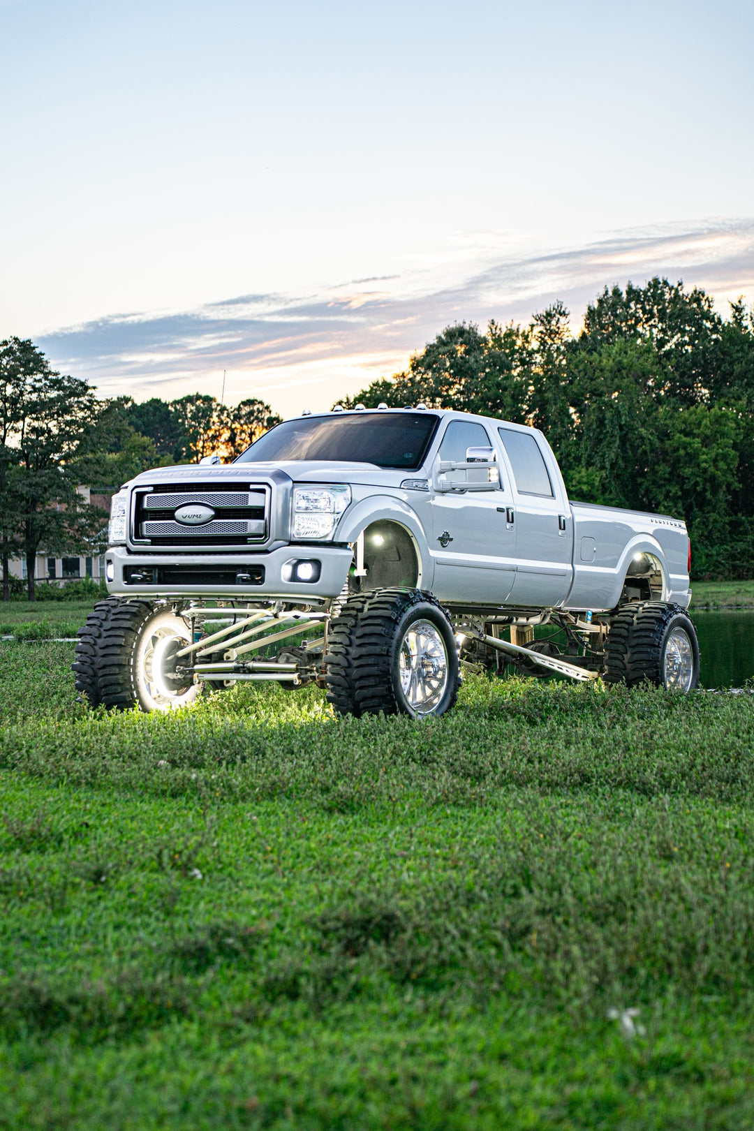 10 Row Extreme Series - Pure White Wheel Lights