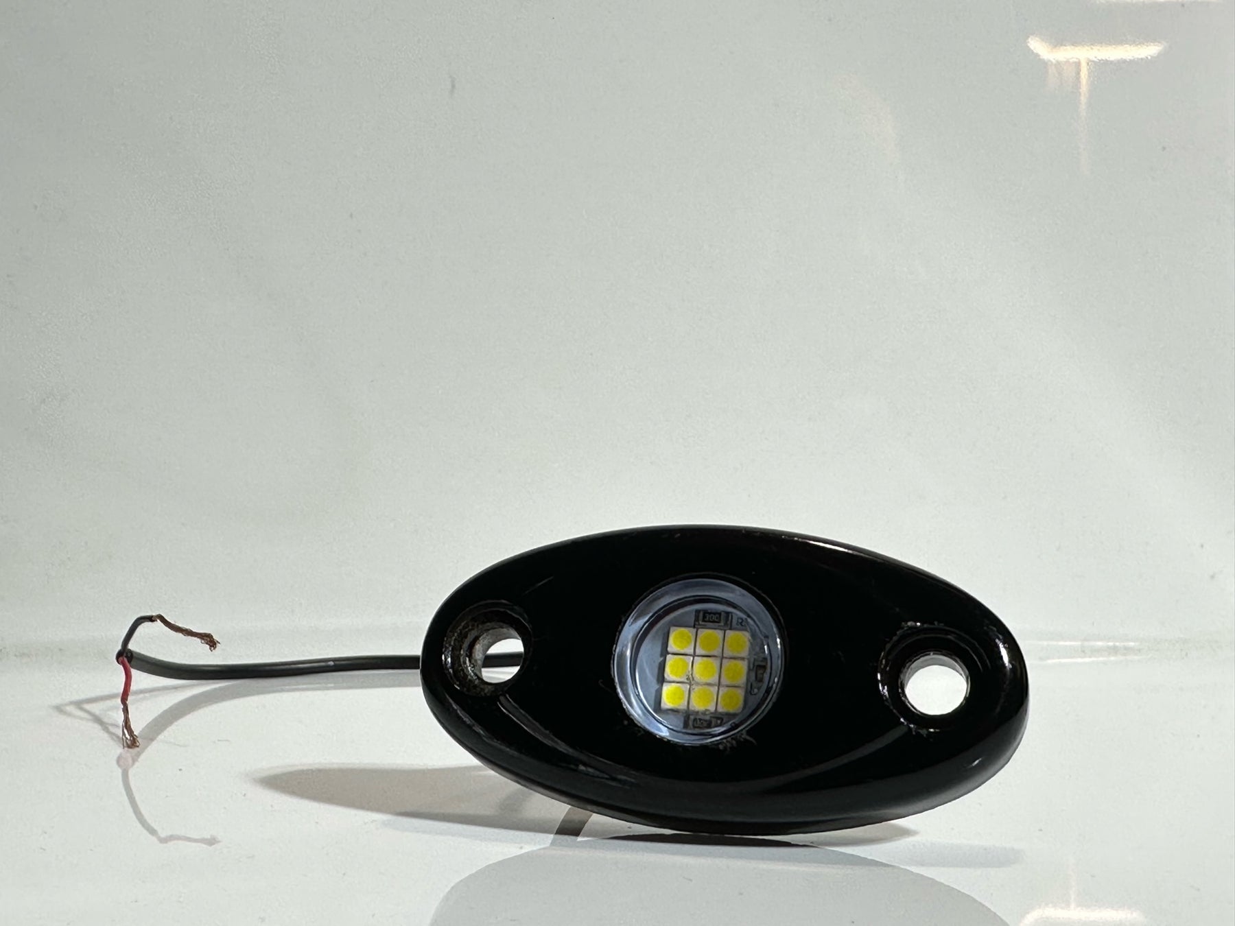 104 LED Chip Pure White Rock Lights – BlackFlagLighting